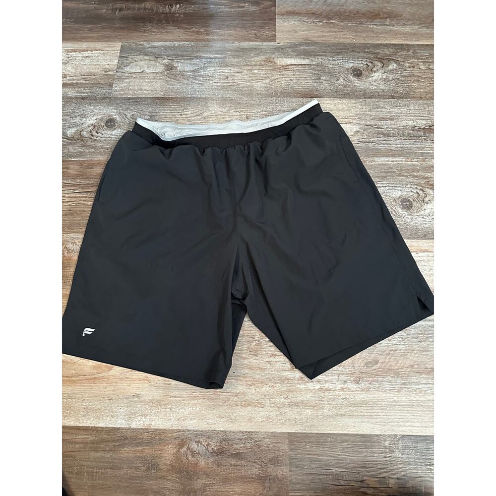 Fabletics Men's The Fundamental lined Shorts in black size XXL